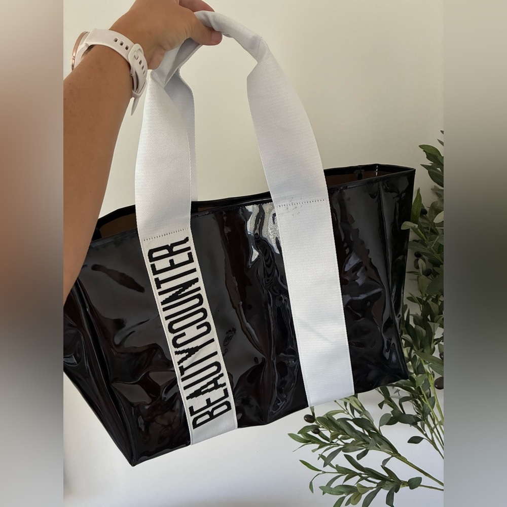 Beautycounter Glossy Black and White Tote